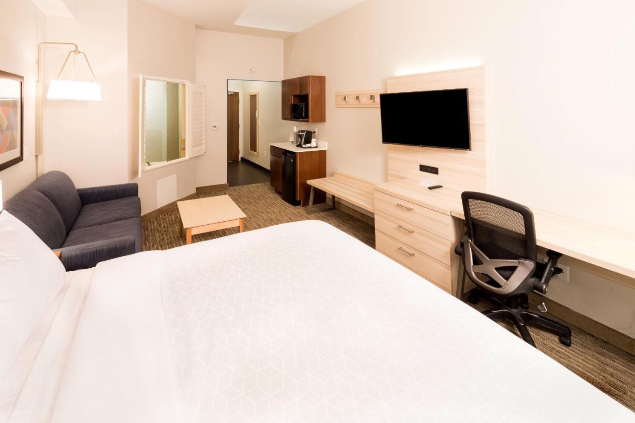 Holiday Inn Express Hotel & Suites Bay City By Ihg Buitenkant foto