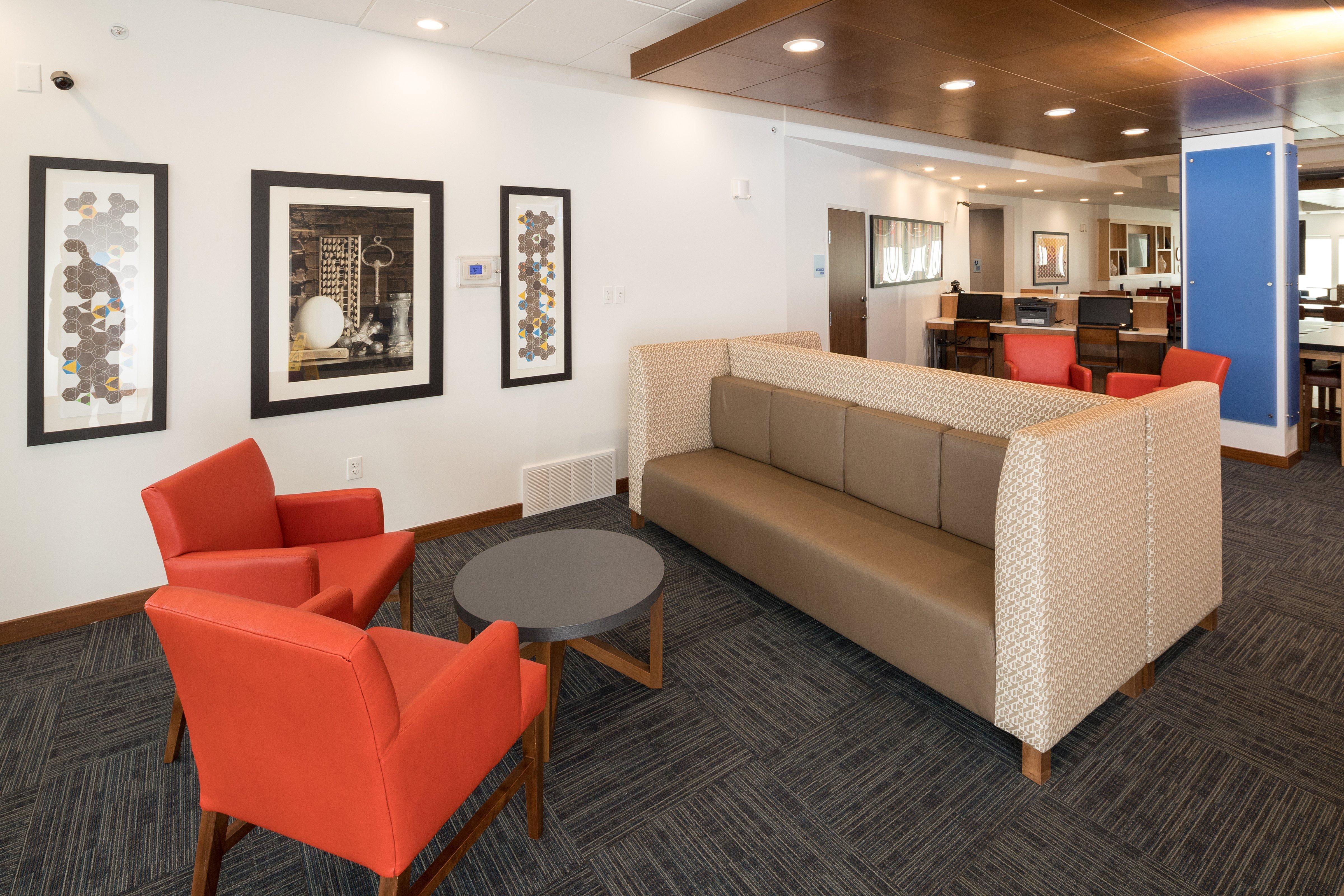 Holiday Inn Express Hotel & Suites Bay City By Ihg Buitenkant foto